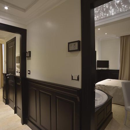 Vaticano Royal Suite Guest House Rome Bagian luar foto