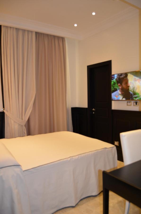 Vaticano Royal Suite Guest House Rome Bagian luar foto
