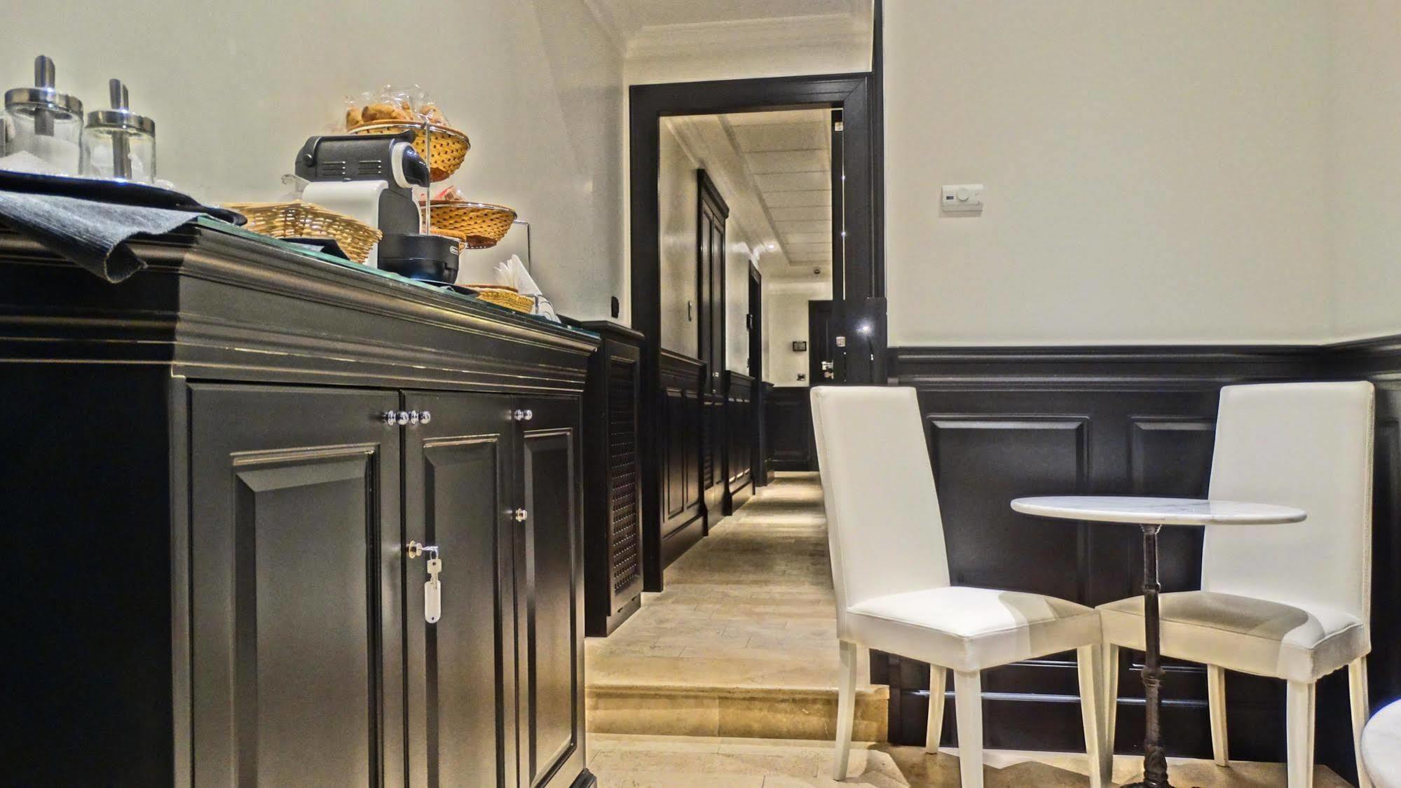 Vaticano Royal Suite Guest House Rome Bagian luar foto